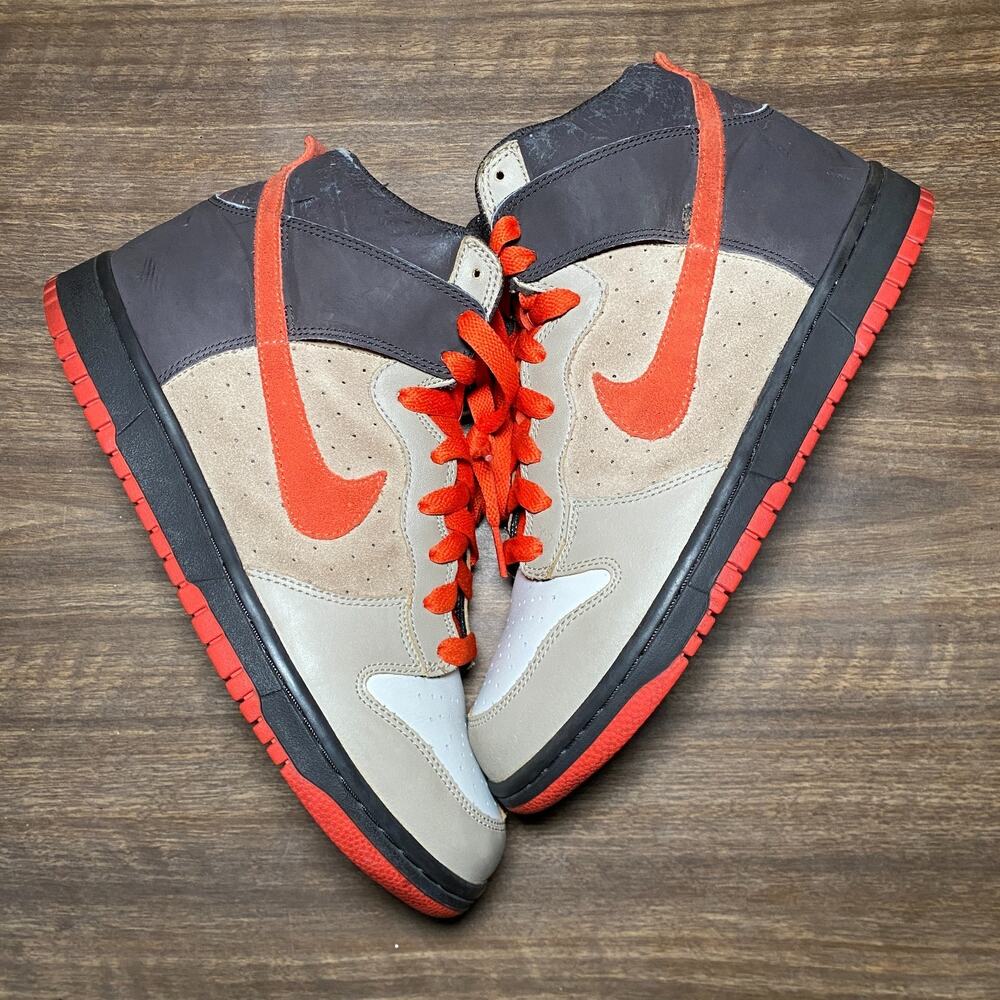Men's Nike Vintage Dunk High Orange Blazer Baroque Brown Size 9.5 (317982-081)